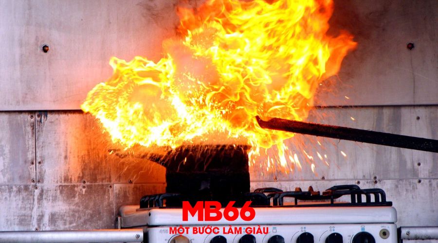 Lý Giải Giấc Mơ Thấy Lửa Cháy Trong Bếp Đánh Con Gì May Mắn? 2 Cùng chuyên gia Mb66 giải mã giấc mơ thấy lửa cháy trong bếp nhưng được dập tắt